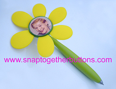 snap together flower pen