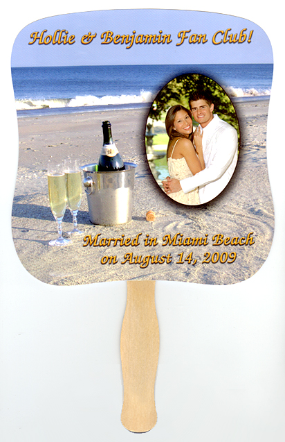 wedding photo fan Wonderful favors as a memento of your wedding