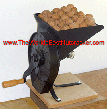Best Nut Cracker hand-crank with walnuts